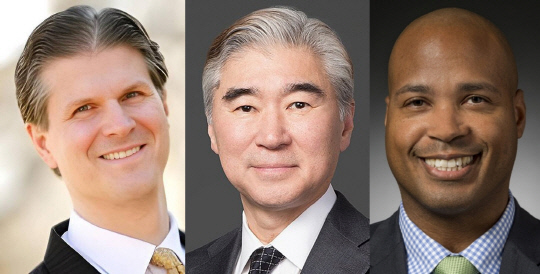 폴 딜레이니(왼쪽부터) SK아메리카스 대관 총괄 부사장, 성 김 현대차그룹 그룹 싱크탱크 수장(사장), 마이클 스미스 한화디펜스USA 법인장. 각 사 제공